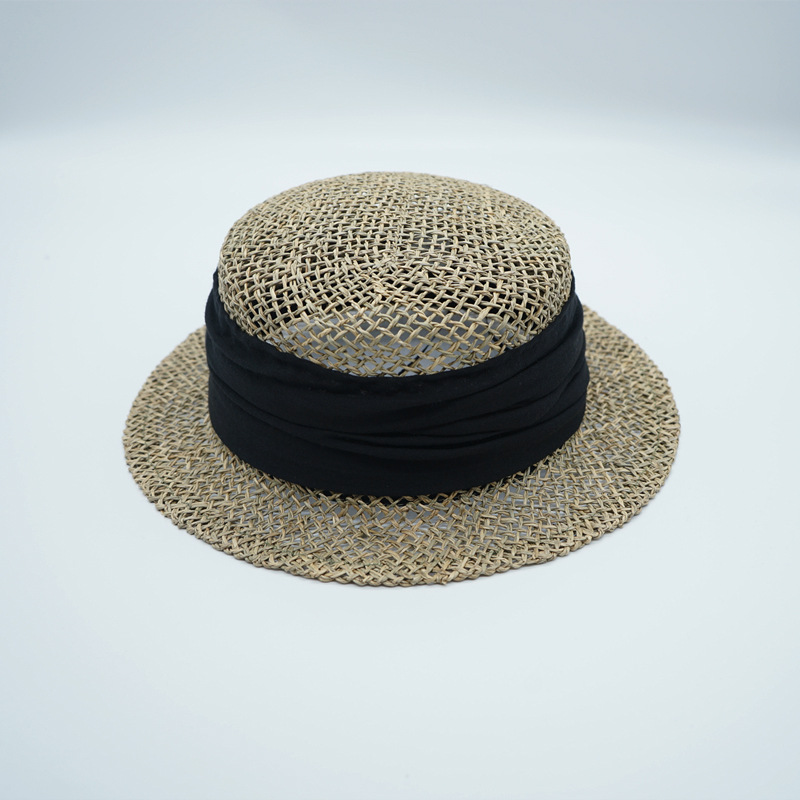 French retro Japanese woven hollow grass hat for women's summer small brimmed short brimmed Panama flat top straw hat for foreign trade